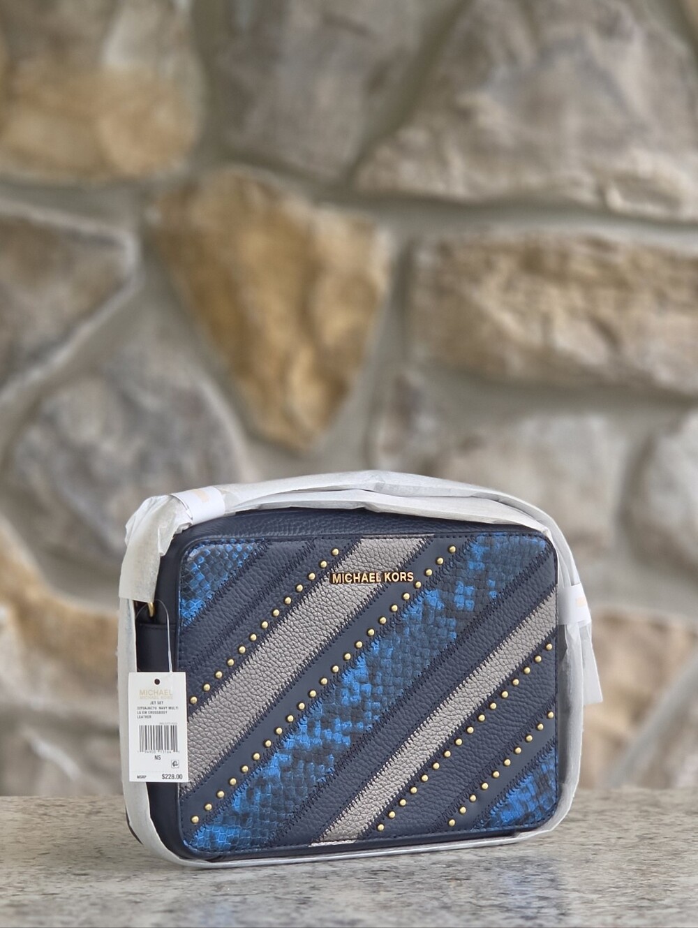 Michael Kors Jet Set Large Crossbody - Picture 1 of 6